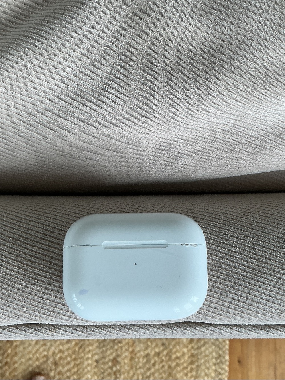 Glossy White Earbuds Charging Case - Open Lid